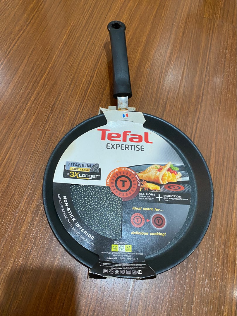 Tefal pan, Furniture & Home Living, Kitchenware & Tableware, Cookware