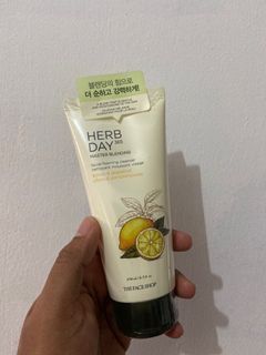 The face shop herb day lemon face wash