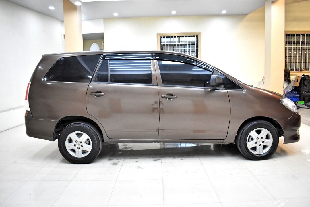 Toyota Innova 2.5J 2010 MT 398t Negotiable Batangas Area Manual, Cars ...