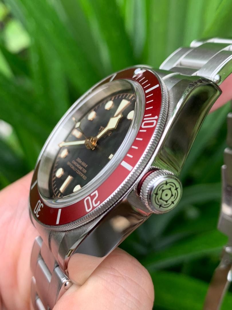 Tudor black bay discount red 2016 zf