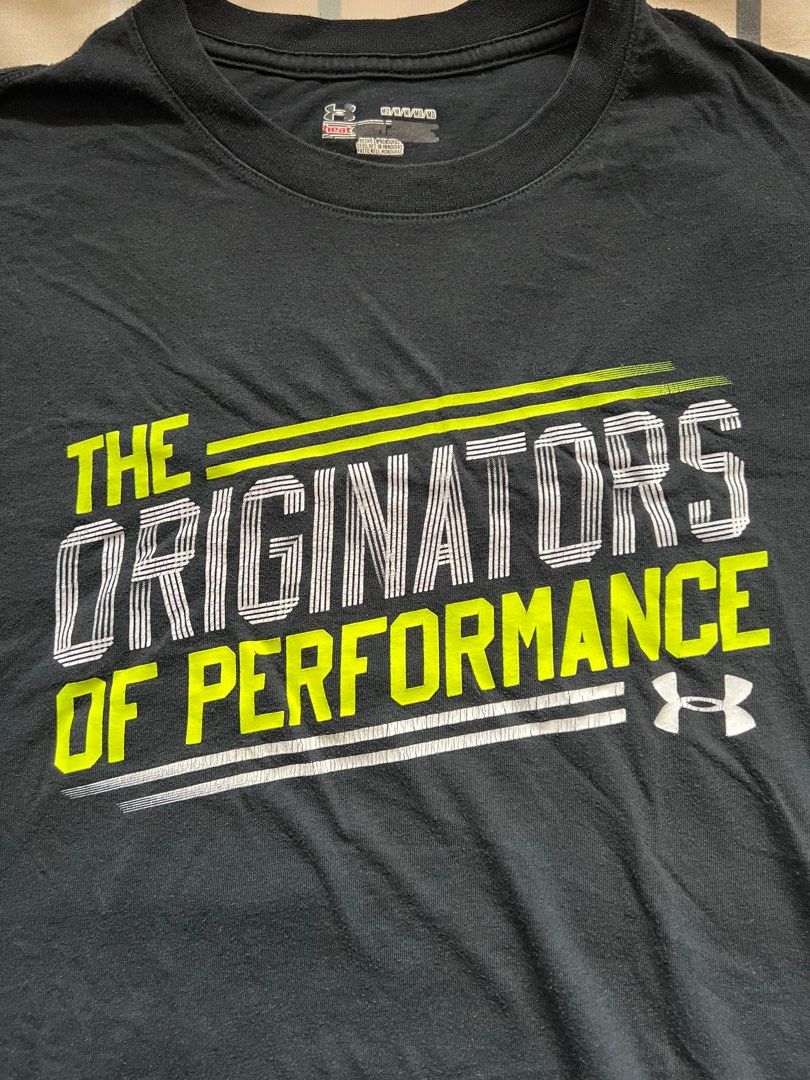 Under Armour (Category: Tshirts & Polo Shirts ) located in Manila. Submitted by fourjbf (Listing ID 1253370611, Image 2). Description: Under Armour Medium , Black, Heat Gear Length - 27 1/2in Shoulder wto shoulder - 17 1/2in Chest - 19 1/2in Color rate - 9/10 Check flaws on print.