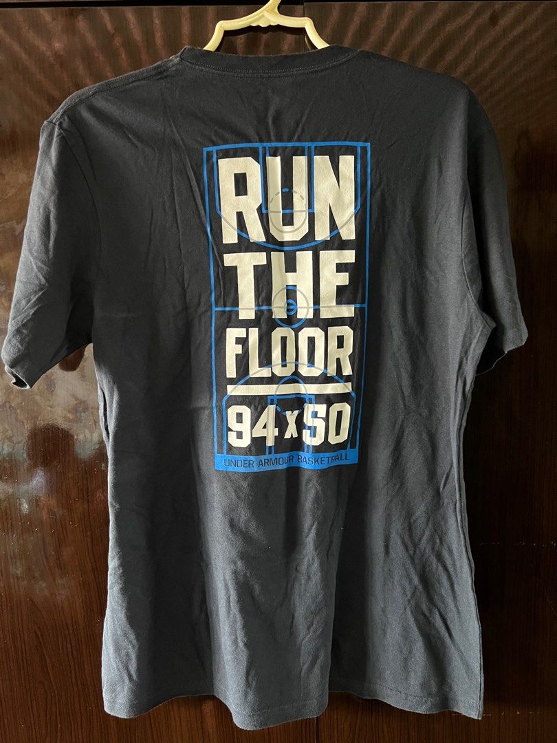 Under Armour Basketball (Category: Tshirts & Polo Shirts ) located in Manila. Submitted by fourjbf (Listing ID 1253369891, Image 2). Description: Under Armour Medium , Black, Regular Length - 27in Shoulder wto shoulder - 18 1/2in Chest - 20 Color rate - 10/10 .