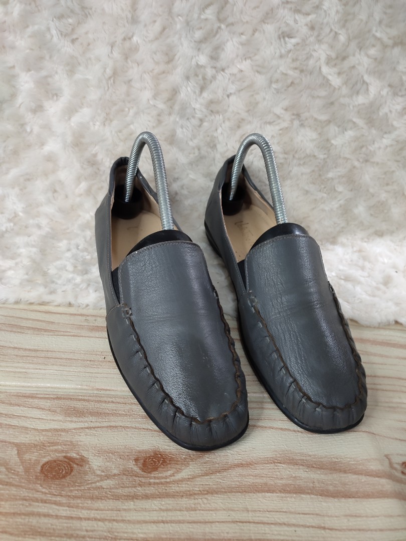 VALENTINO RUDY WOMEN OFFICE SHOES on Carousell