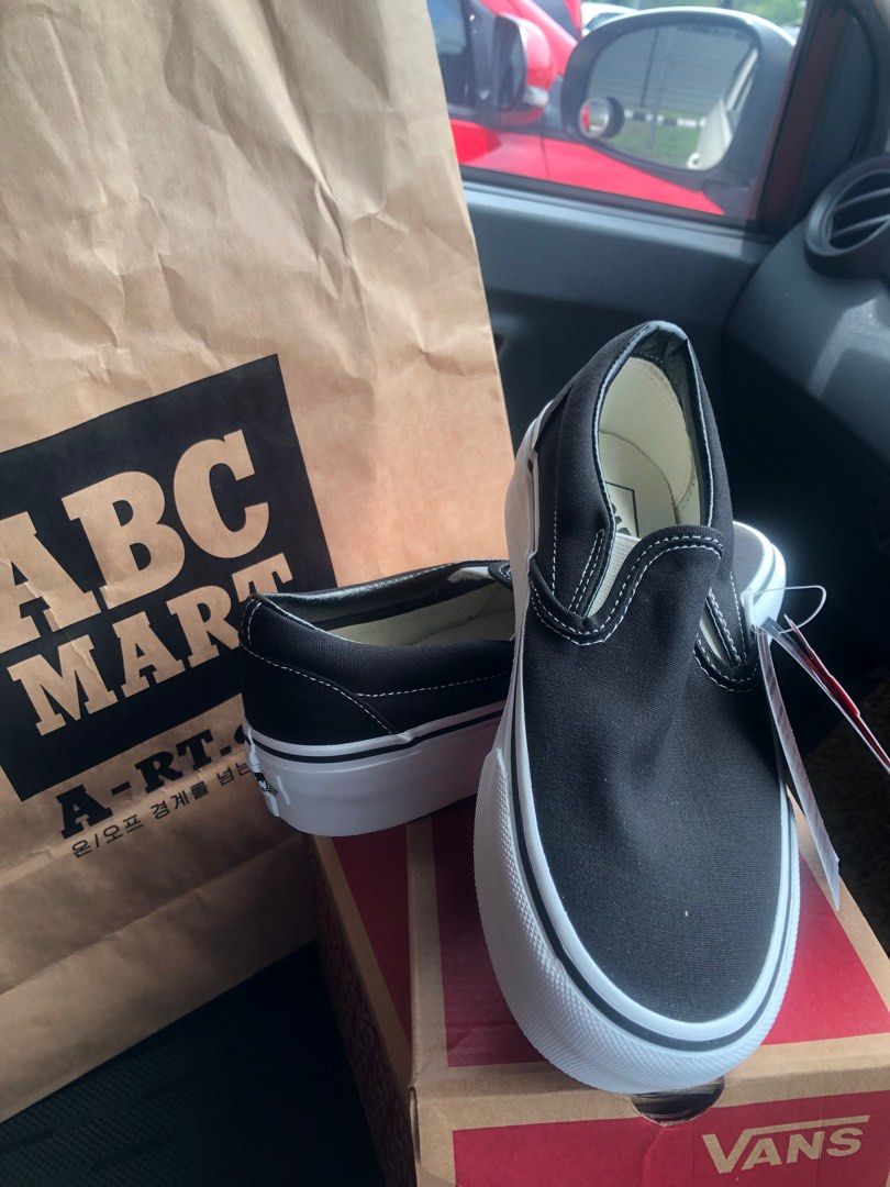 Vans classic slip outlet on uk