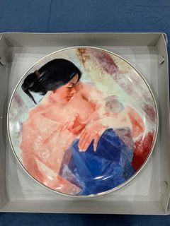Vicente Manansala Art Plate " Mother and Child"