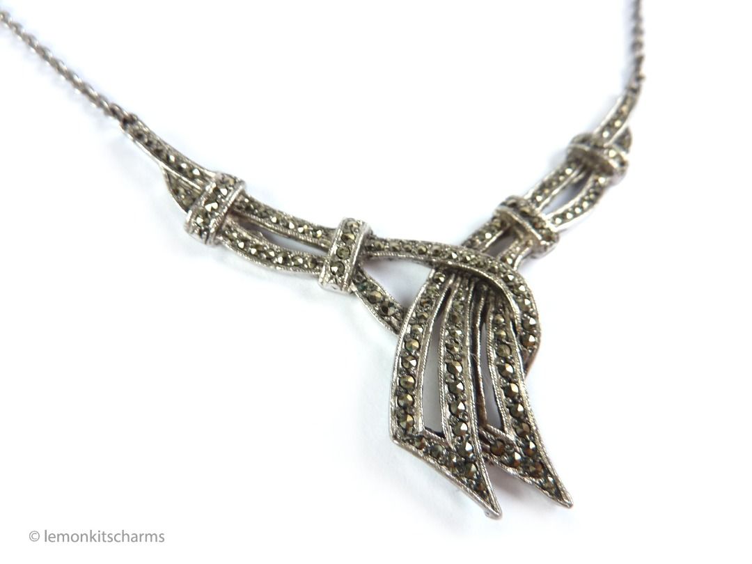Vintage 1940s Marcasite Drape Knot Style Necklace nk1408 c