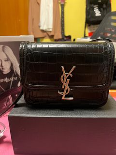 (Category: ) located in . Submitted by thebag_stop (Listing ID 1253483993, Image 1). Description: .