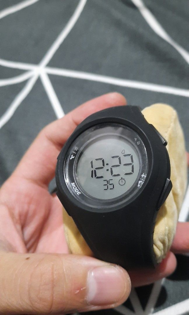Decathlon digital new arrivals watches