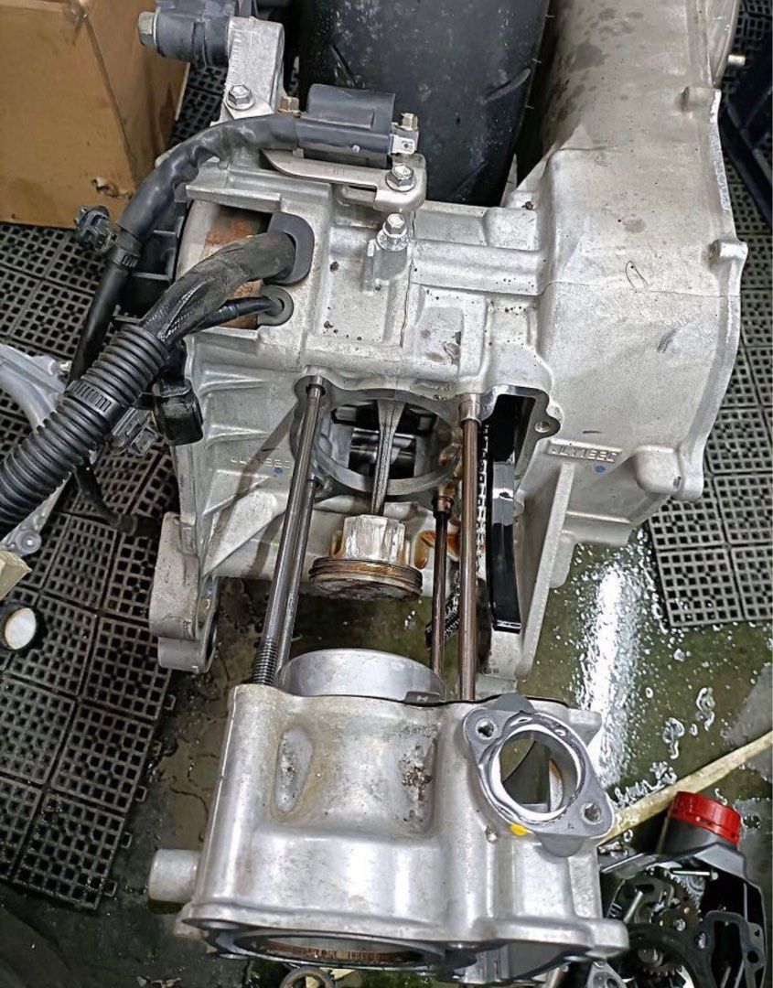 Aerox Engine Location Yamaha Aerox Overhaul, Upspec & Servicing, Motorcycles, Motorcycle ...