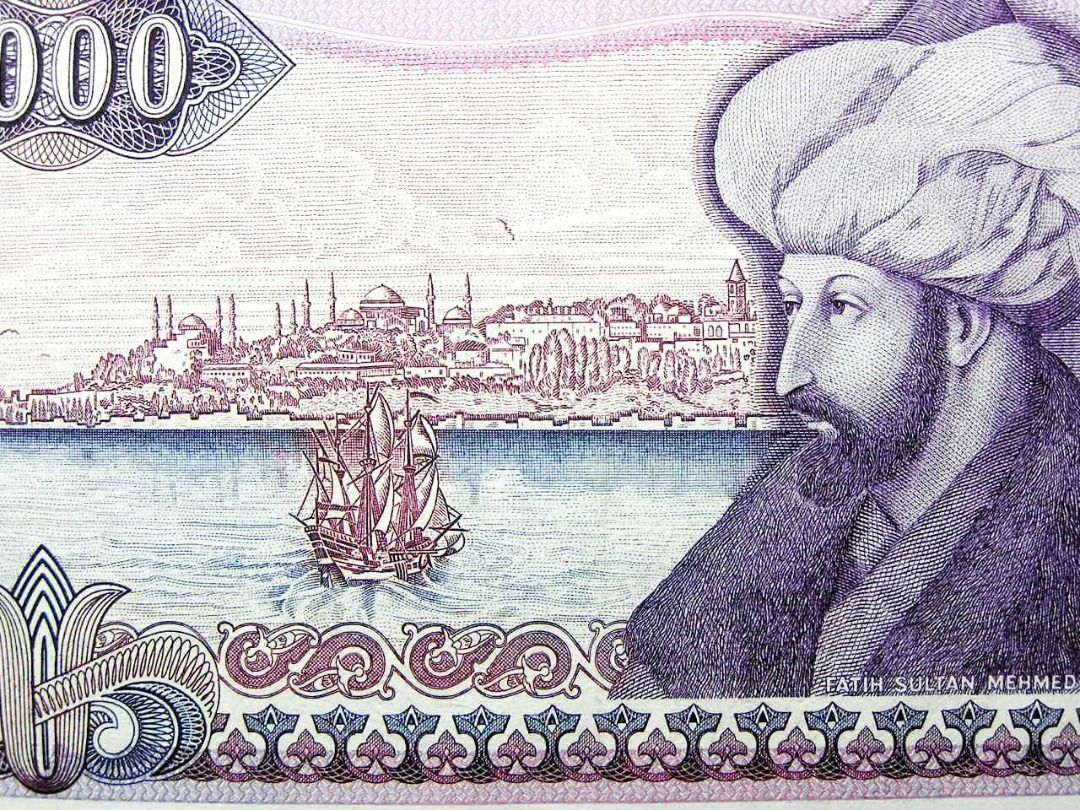 土耳其鈔票-1986年土耳其中央銀行國父凱末爾像及鄂圖曼帝國偉大征服者穆罕默德二世及君士坦丁堡城景1000里拉鈔票, 興趣及遊戲, 收藏品及紀念品,  錢幣- Carousell