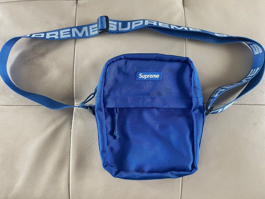 99.9 new SUPREME SS18 Shoulder bag Blue