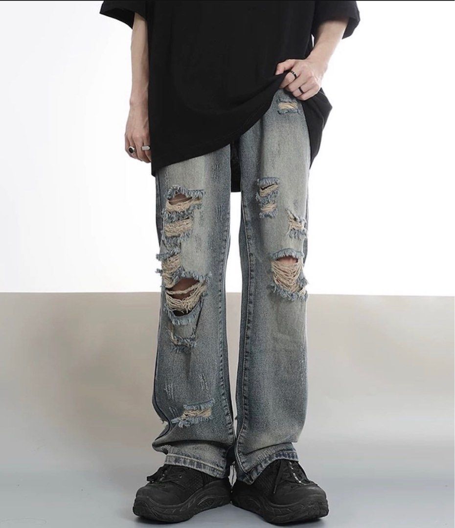 FSG Freedom Soluble  Ripped jeans
