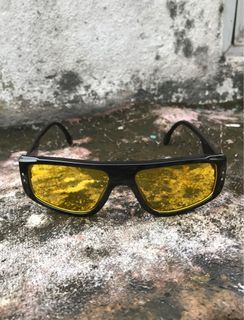 🔥 Fashionable  UV Protection Yellow Sunglasses