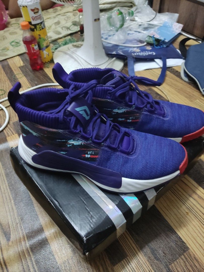 Adidas basketball discount shoes dame 5