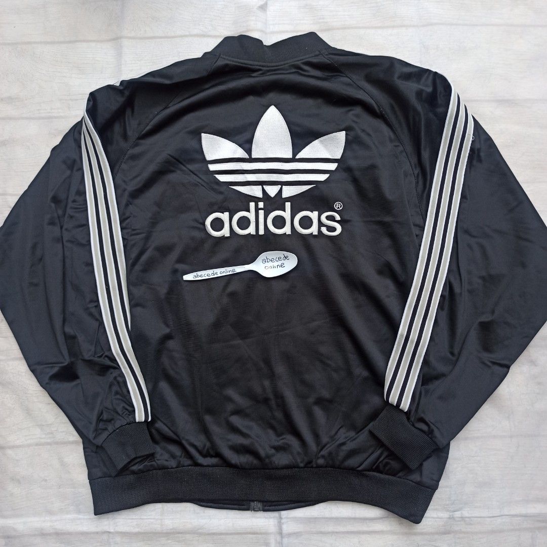 Logo sale adidas hitam