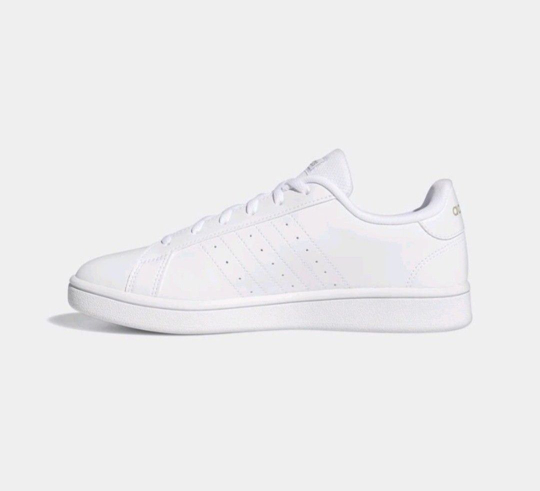 White tennis shoes clearance sale
