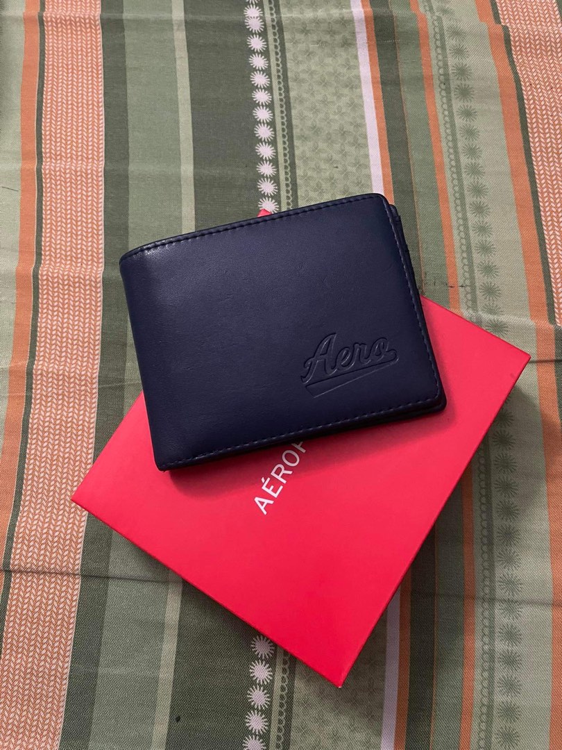 Aeropostale wallets and purses store
