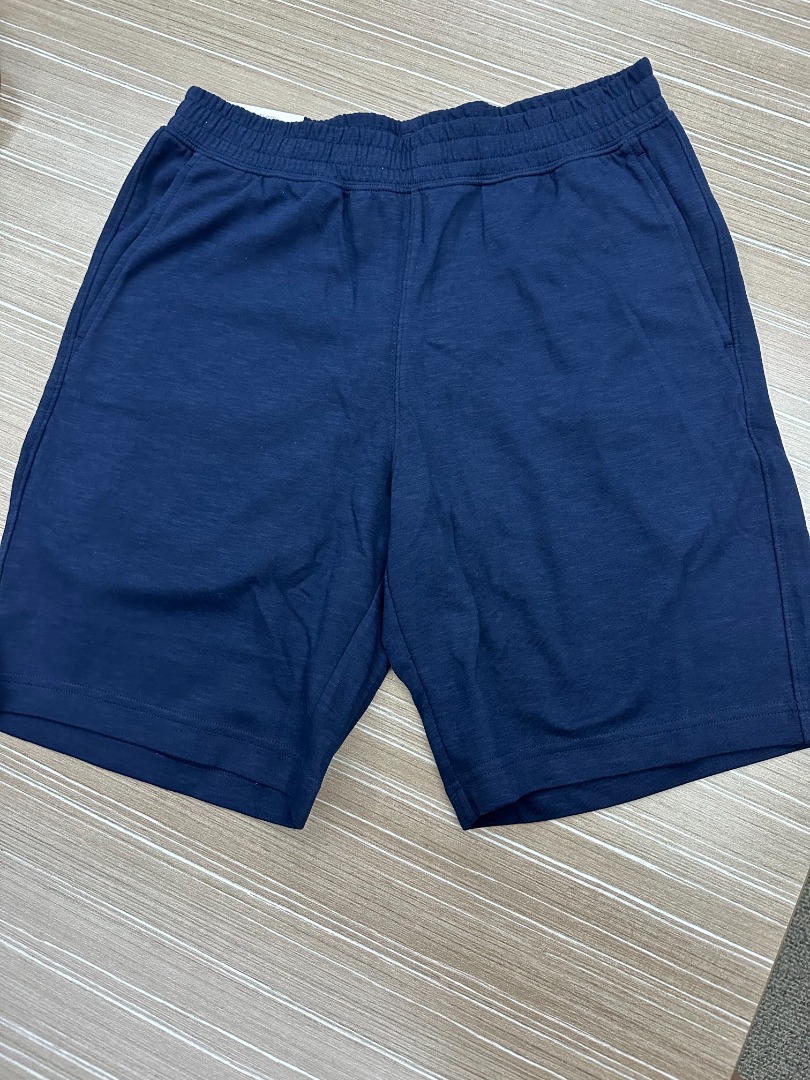 AIRism Cotton Easy Shorts (M Size), Men's Fashion, Bottoms, Shorts on  Carousell