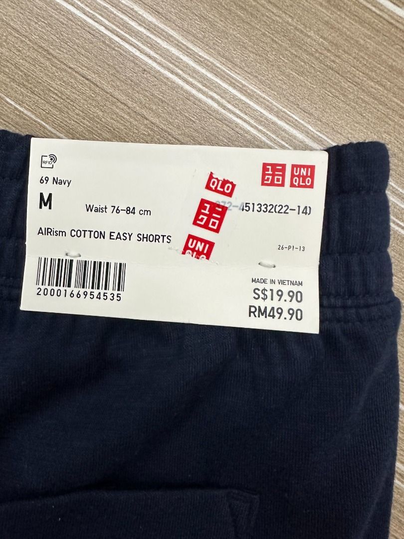 AIRism Cotton Easy Shorts (M Size), Men's Fashion, Bottoms, Shorts on  Carousell
