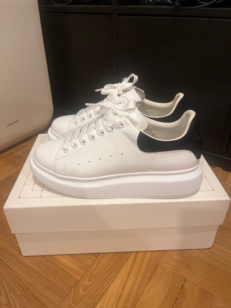Alexander mcqueen sales sneakers white