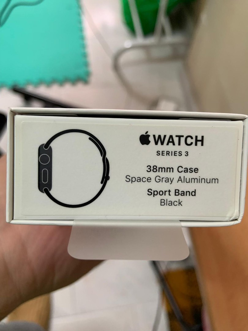 Apple watch series 3 38mm space gray discount aluminum case with black sport band