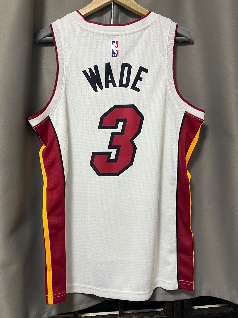 BNWT Dwyane Wade Authentic Nike NBA Men's Miami Heat ViceWave Swingman  Jersey with Sponsor Patch, Men's Fashion, Activewear on Carousell