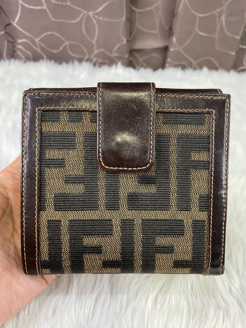Fendi short wallet hot sale