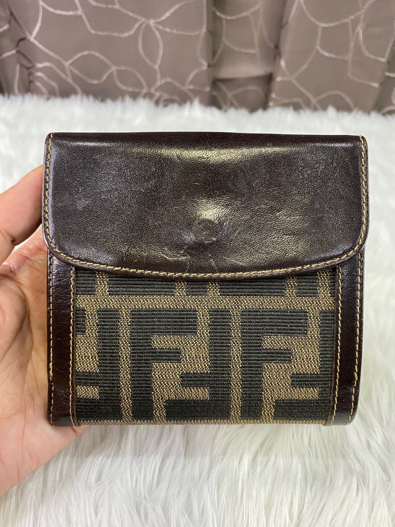 Authentic fendi wallet discount