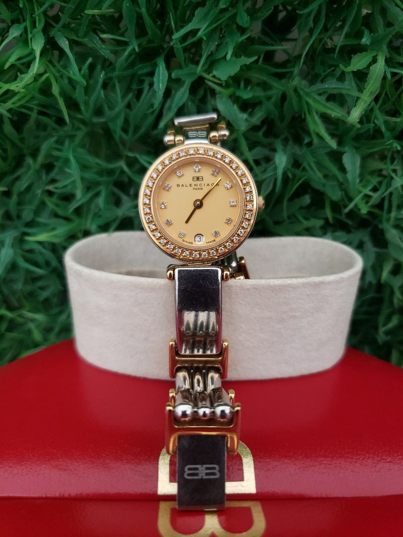 BALENCIAGA PARIS Women s Fashion Watches Accessories Watches on Carousell