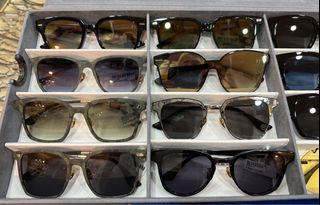 (Category: ) located in . Submitted by nicheeyewear (Listing ID 1215545545, Image 1). Description: .