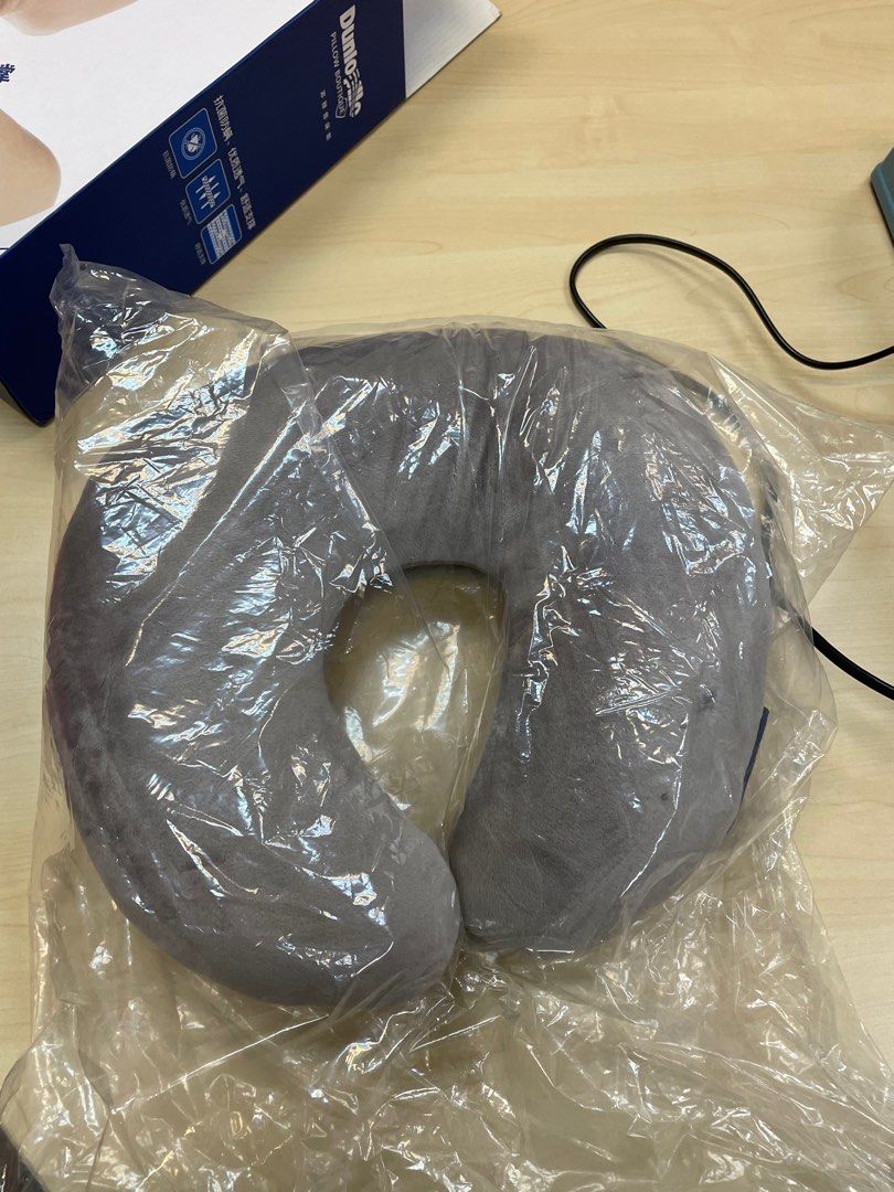 Dunlopillo sales travel pillow