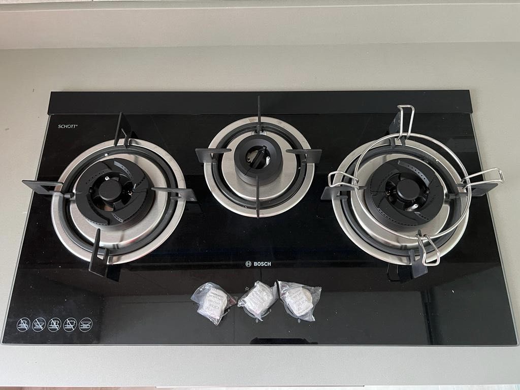 Brand new Bosch gas stove, TV & Home Appliances, Kitchen Appliances ...
