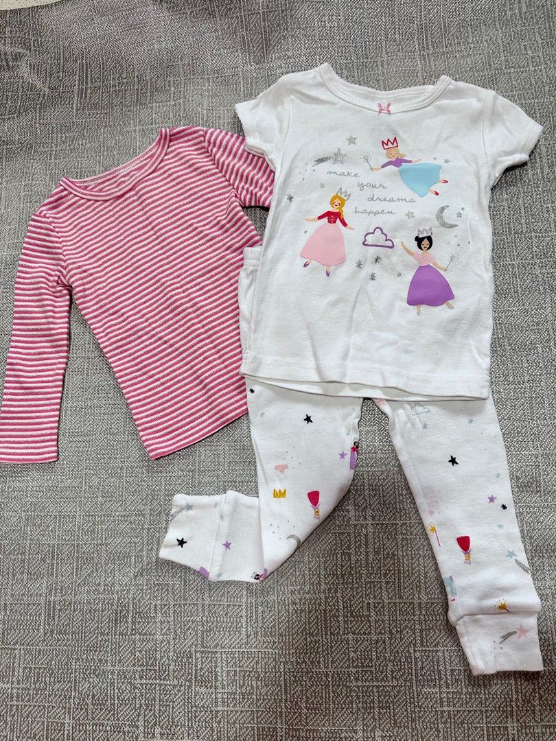 Carters newborn clothes Clearance