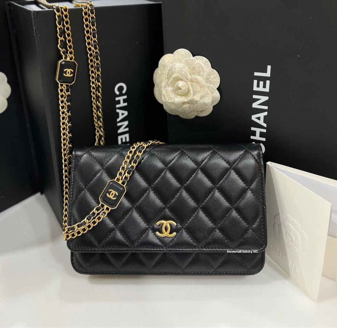 Chanel 22B WOC Black Lambskin in GHW/ CC Metal Plaque/ Mapy Bag, Luxury,  Bags & Wallets on Carousell