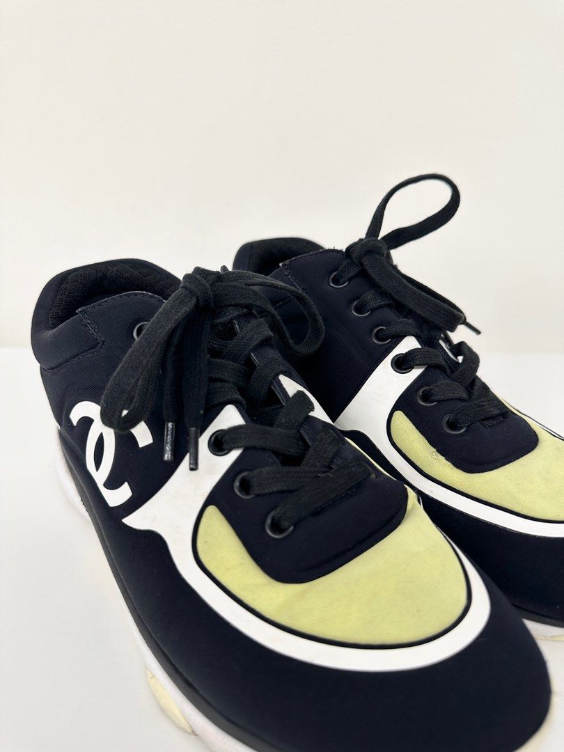 Chanel black and neon CC Low Top Sneakers Size 37, 名牌, 鞋及波鞋- Carousell
