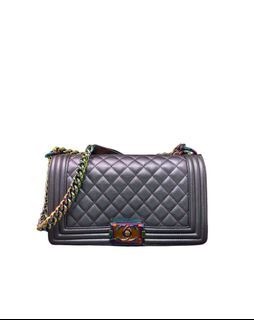 CHANEL Lambskin Quilted Large Chanel 19 Flap Light Green 934643
