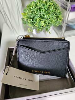 NEW] Charles & Keith Long Wallet, Luxury, Bags & Wallets on Carousell