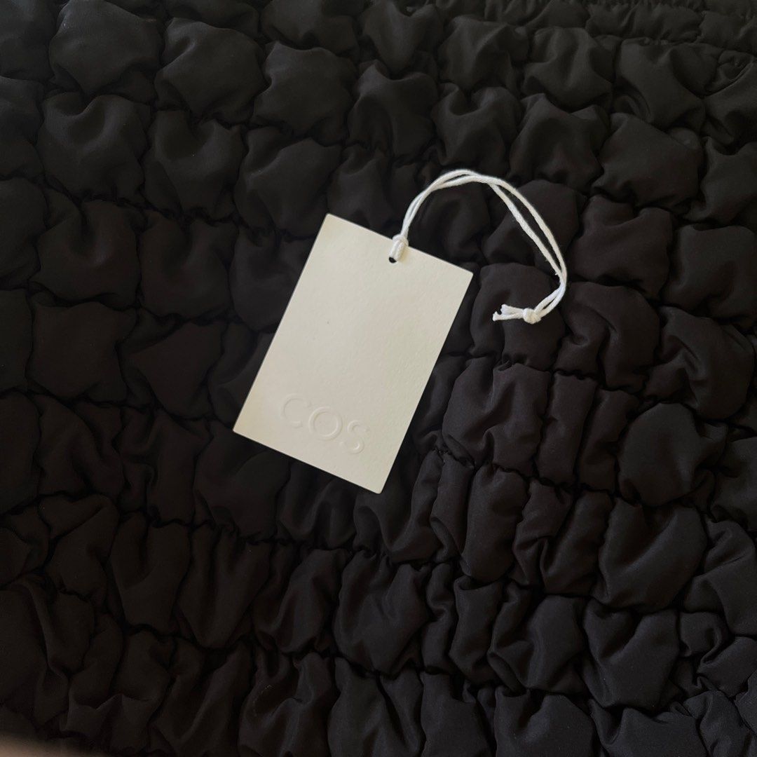 COS Quilted Oversized Shoulder Bag Black 0916460003 / 100