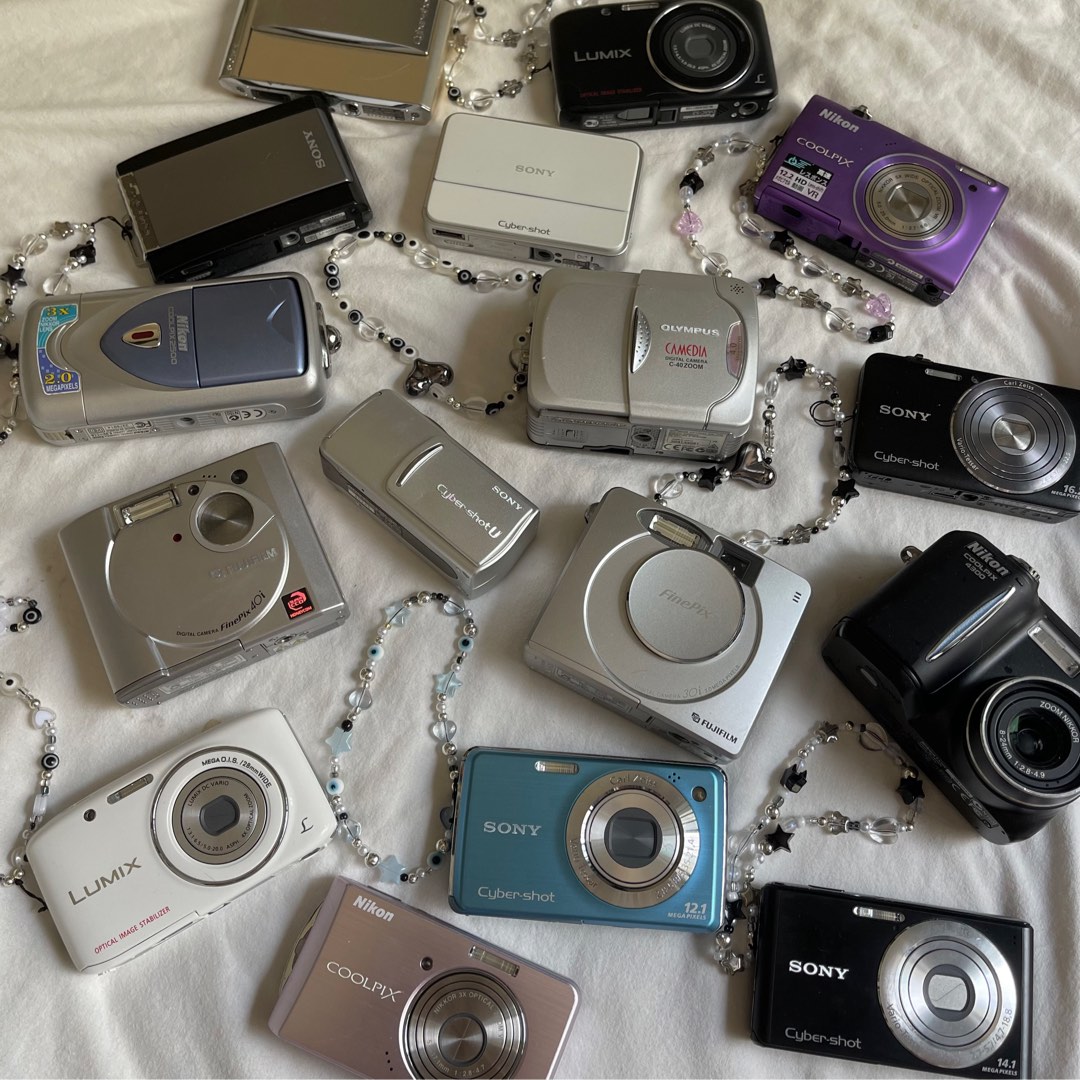 digital camera store, Photography, Cameras on Carousell