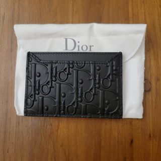（分類：）位於 。 由 preloved_armoires 提交（商品編號 1253688629，圖片 1）。簡介： 。