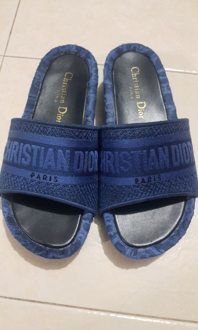 Dway online wedge slide