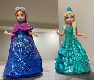 https://media.karousell.com/media/photos/products/2023/9/8/disney_frozen_figurine_elsa__a_1694181071_28140c61_progressive_thumbnail.jpg