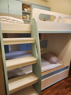 (Category: ) located in . Submitted by naztymoon (Listing ID 1253608143, Image 1). Description: .