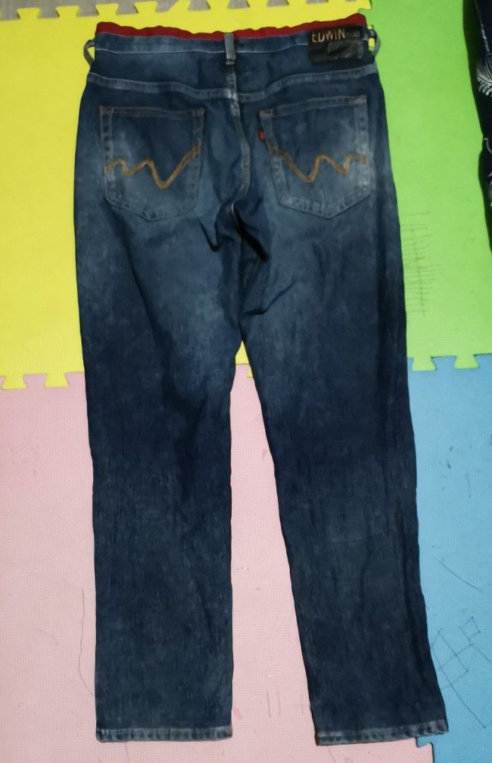 EDWIN 503 Jerseys denim pants (Category: Jeans) located in San Pedro. Submitted by thriftersthrift (Listing ID 1253689491, Image 3). Description: Waistline 32 Length 40 Good condition Issue : check last pic Color rate : 9/10 All items are from ukay bale so manage your expectation.