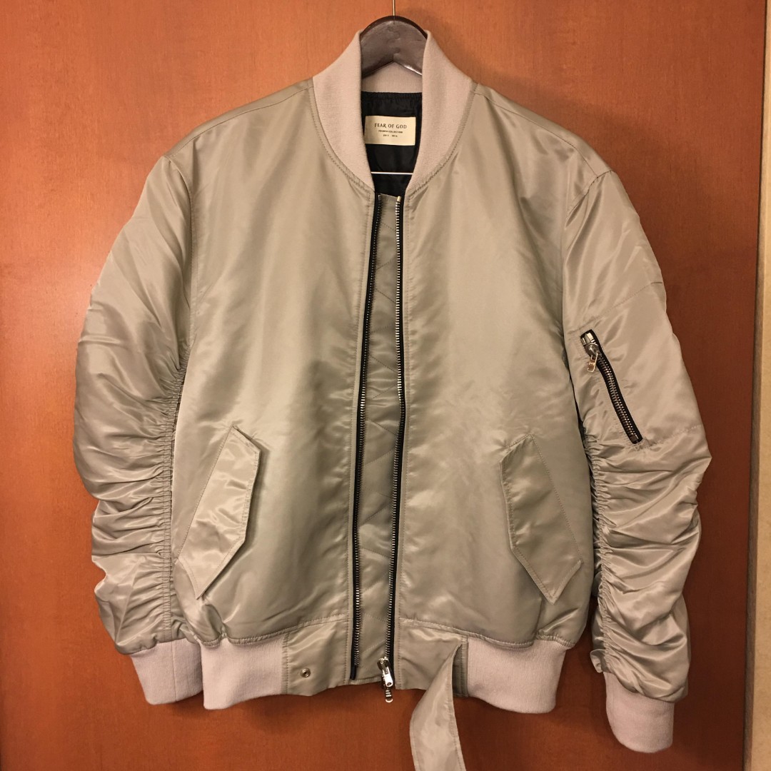 Fear of God 4th Collection Bomber Jacket, Men's Fashion, Coats, Jackets and  Outerwear on Carousell