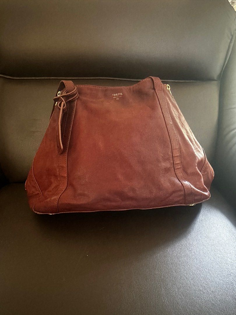 Fossil Gwen Shopper Bag SHB1286 Fesyen Wanita Tas Dompet di Carousell