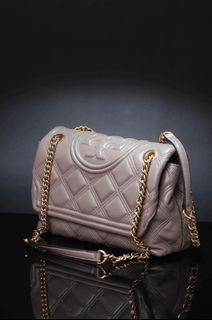 (Category: ) located in . Submitted by jujuboutique (Listing ID 1253620830, Image 1). Description: .