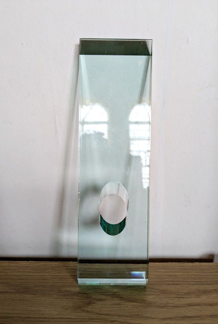Gadgetshop Balancing Wine Holder (Category: Other Kitchenware & Tableware) located in Manila. Submitted by little_ek_house (Listing ID 1253631916, Image 2). Description: Surplus UK imported 📍Location: Las Piñas, Manila ▶️ NO PHYSICAL STORE ▶️Ships Nationwide ▶️ Shipping fee shouldered by the buyer ▶️ COD on small items (sf is much higher) ▶️ Payment first in big items (if bus or cargo) ▶️ Lalamove ▶️ J&T Express ▶️ Shopee Check out (addtl 10% it