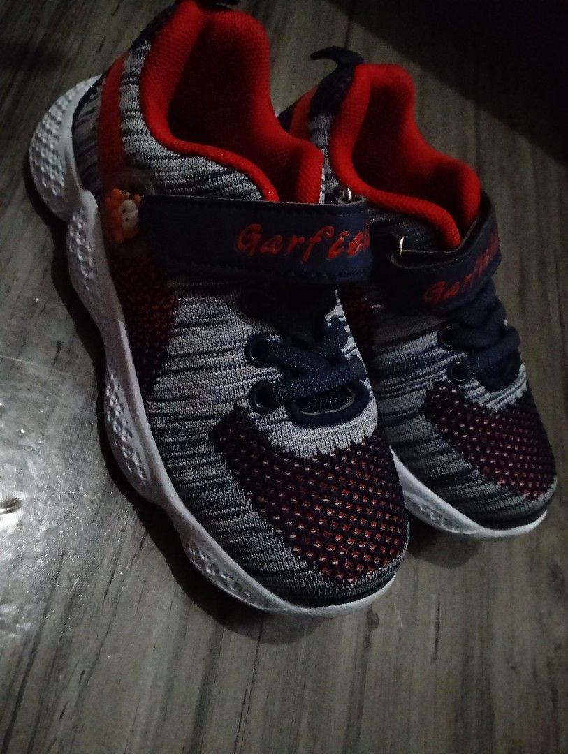 Garfield Rubber shoes (Category: Babies & Kids Fashion) located in Manila. Submitted by kristinabesa (Listing ID 1253595358, Image 3). Description: This is new. mali po ng size nabili for my kid. this is size 29.pls see the chart for your ref..