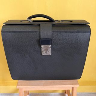 100+ affordable lv clutch bag for men For Sale